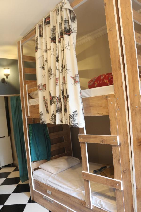 Taksim Hostel Green House Istanbul Bagian luar foto