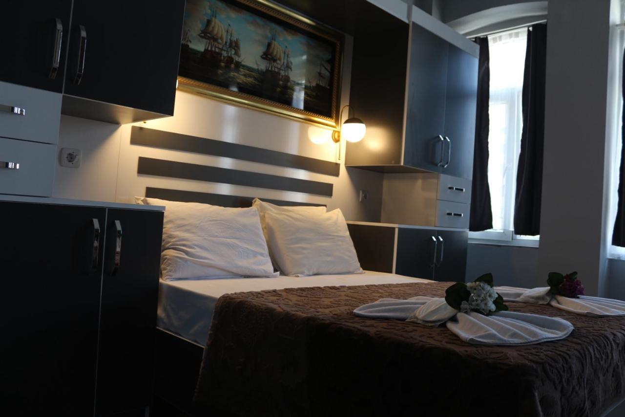 Taksim Hostel Green House Istanbul Bagian luar foto