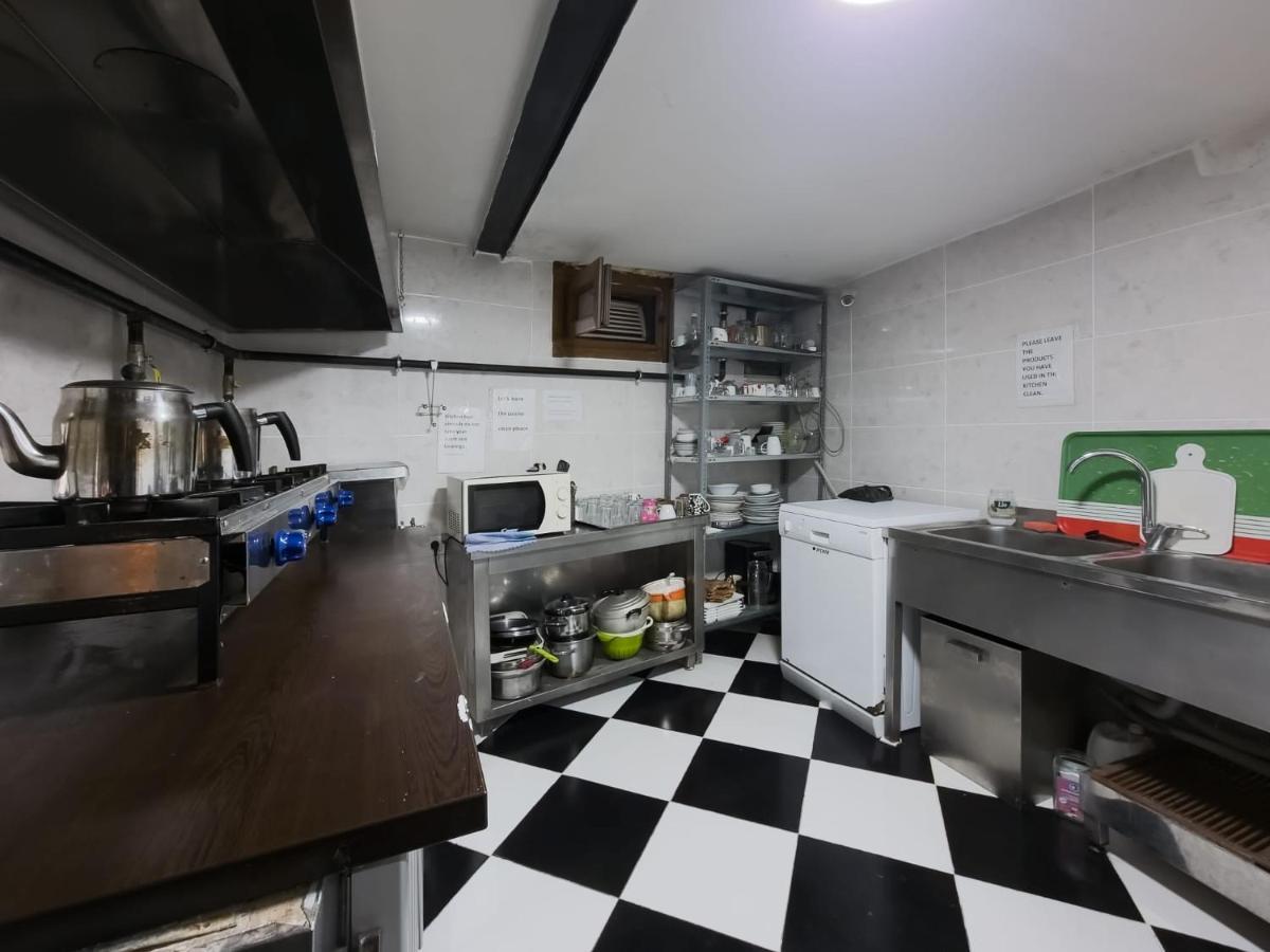 Taksim Hostel Green House Istanbul Bagian luar foto