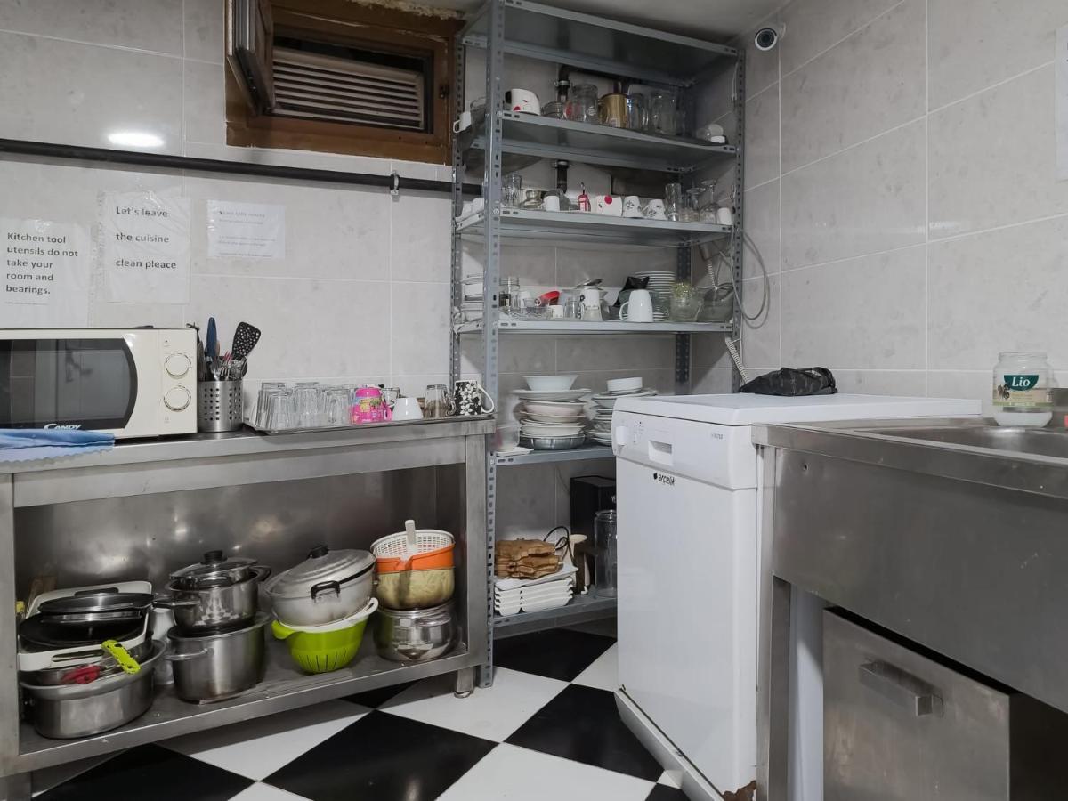 Taksim Hostel Green House Istanbul Bagian luar foto