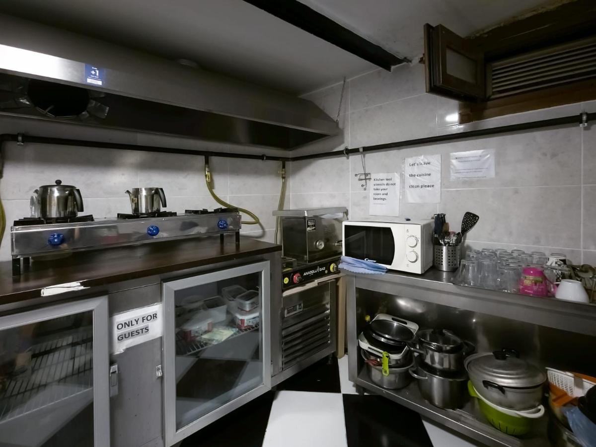 Taksim Hostel Green House Istanbul Bagian luar foto