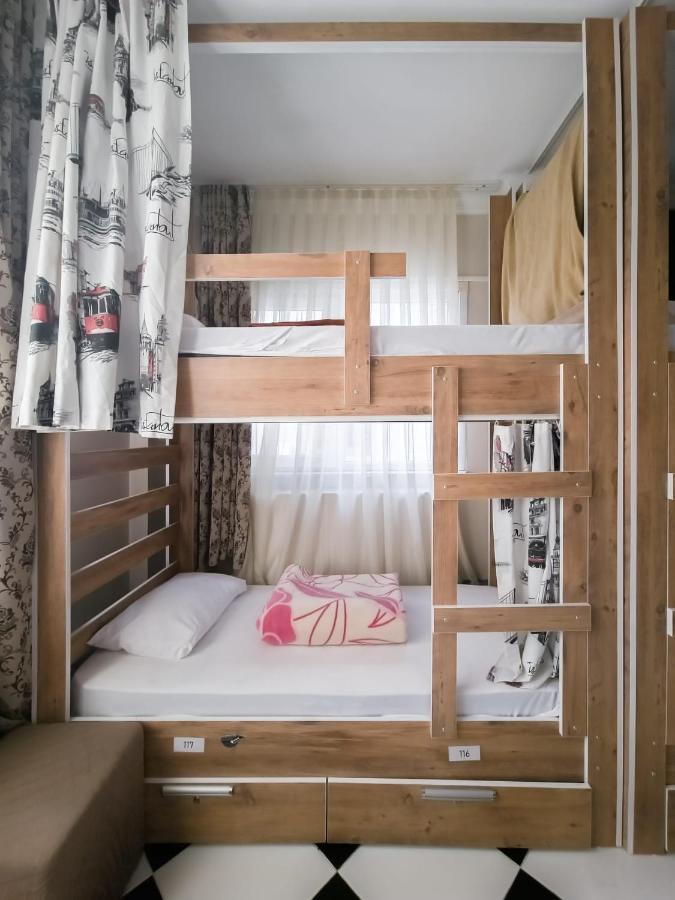 Taksim Hostel Green House Istanbul Bagian luar foto