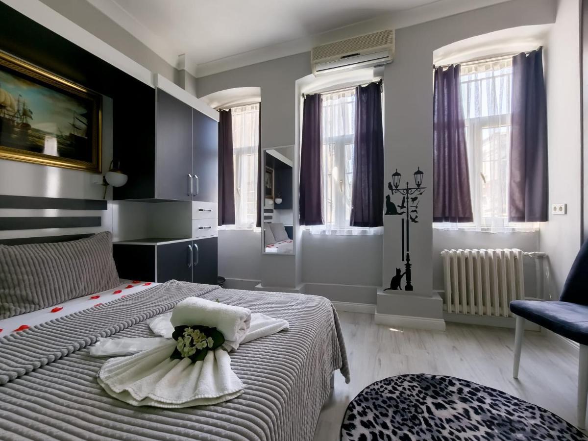 Taksim Hostel Green House Istanbul Bagian luar foto