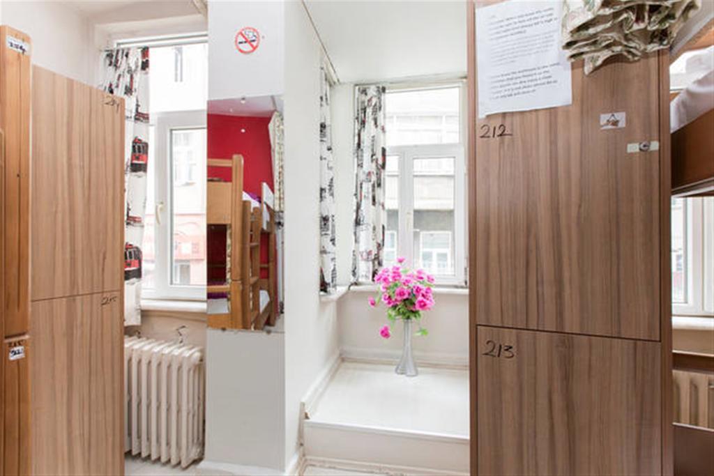 Taksim Hostel Green House Istanbul Bagian luar foto