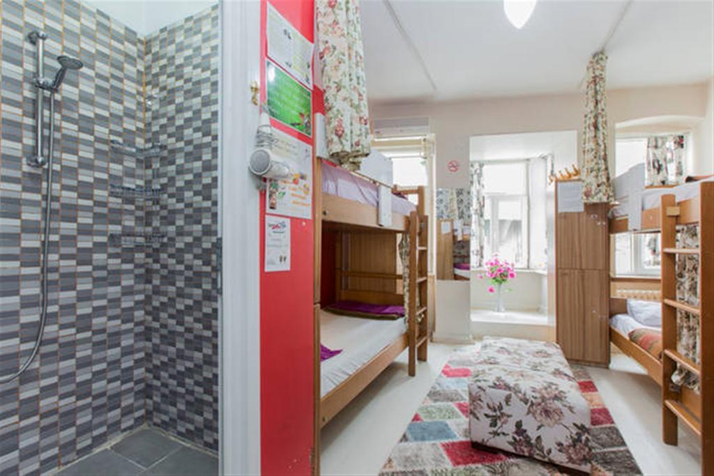 Taksim Hostel Green House Istanbul Bagian luar foto